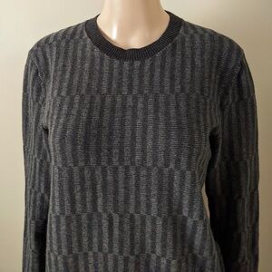 Hugo Boss Virgin Wool Patterned Grey Crewneck Sweater, men’s medium